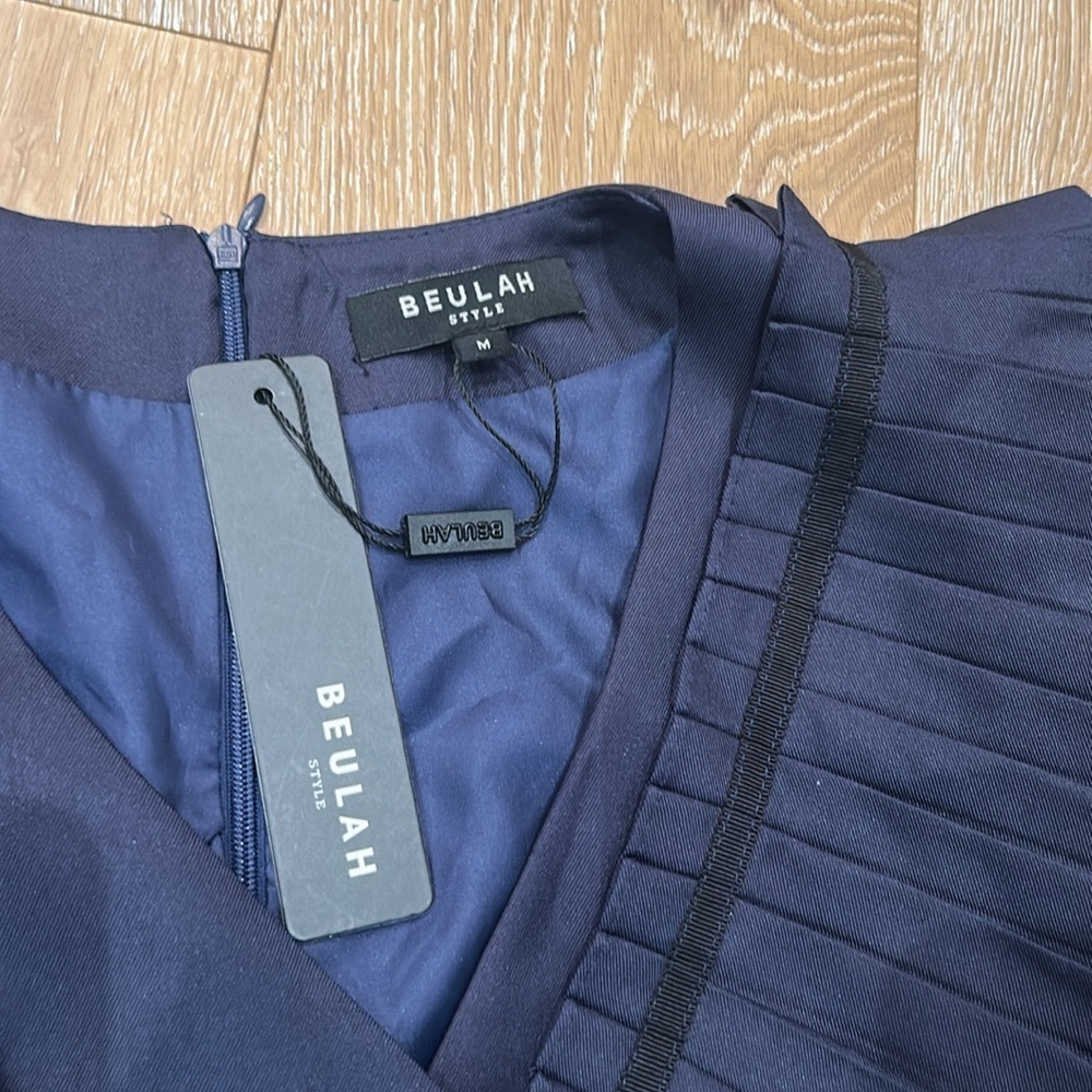 NWT BEULAH Dress - Picture 10 of 12